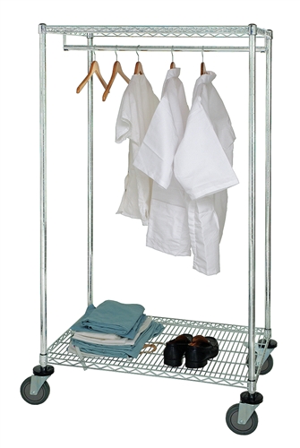 Mobile outlet garment rack